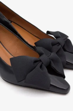 Angel Alarcon 24627BLK-Pump.