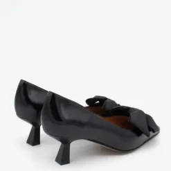 Angel Alarcon 24627BLK-Pump.