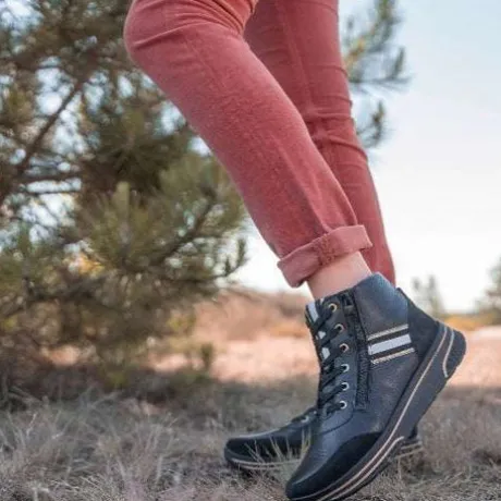 Ara 123249901 - Extra Wide Fit Ankle Boot.