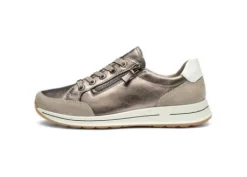 Ara 125480179- Trainer.