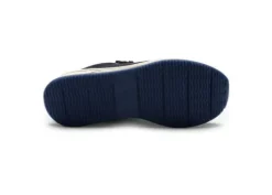 Ara 122754092- Trainer.