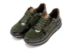 Ara 122754096- Trainer.