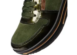 Ara 122754096- Trainer.