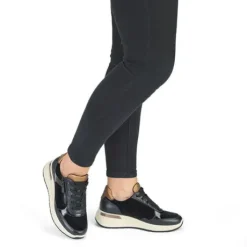 Ara 125770201- Trainer.