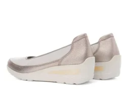 Ara 125066408- Wide Fit Pump.