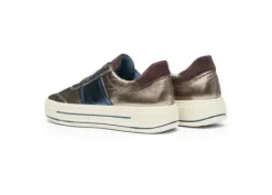 Ara 122301205-Trainer.