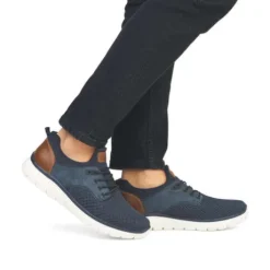 Reiker B665214 - Wide Fit Trainer.