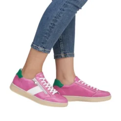 Remonte D2C0231- Wide Fit trainer.