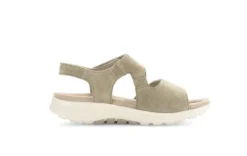 Rolling Soft Green Suede Sandal|8681511