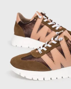 Wonders A2476CO- Trainer.