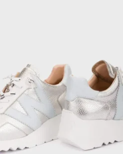 Wonders Silver Wedge Trainer|E6770PL